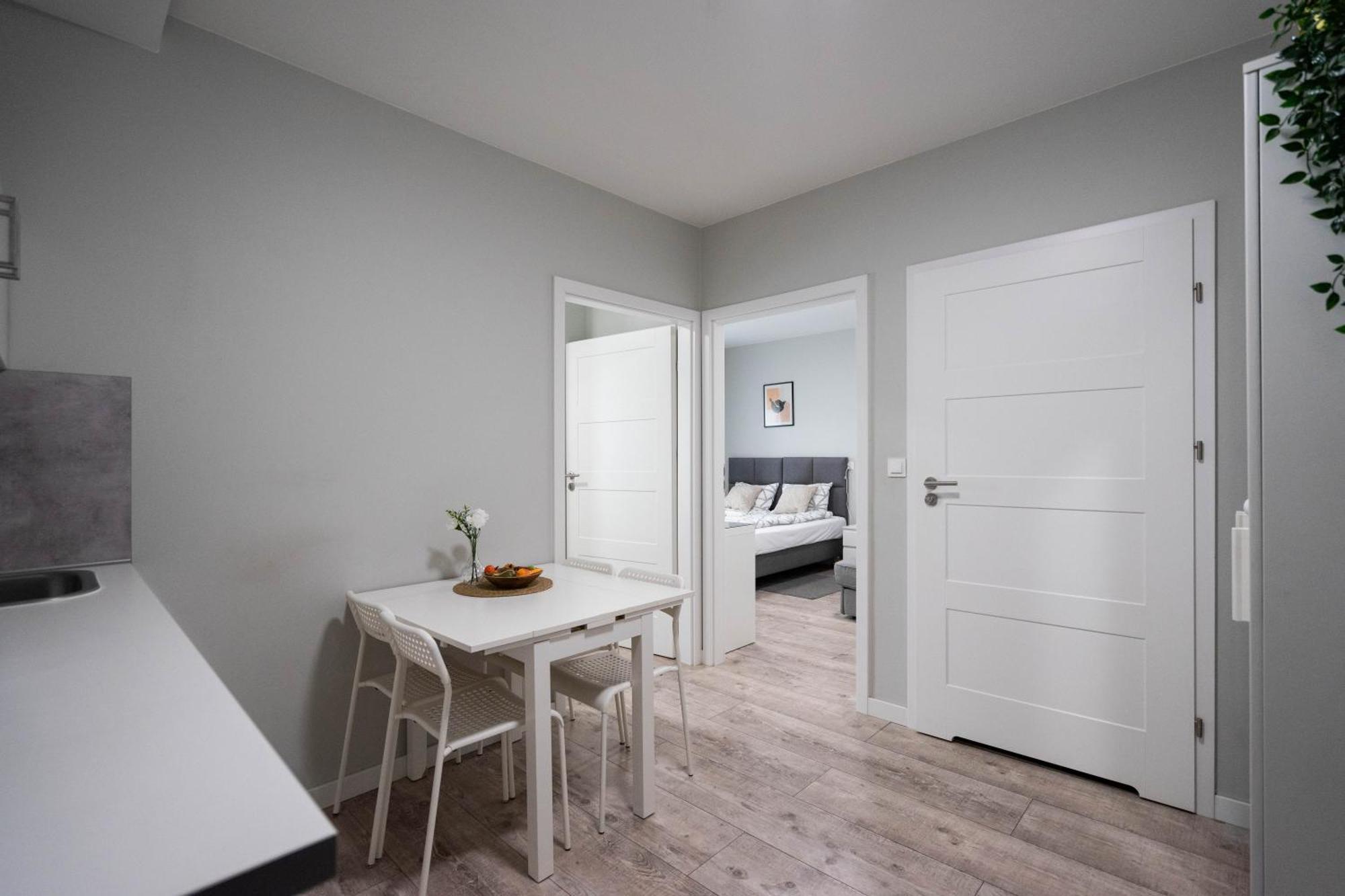 Waska 5 Apartamenty Wroclaw Exterior photo